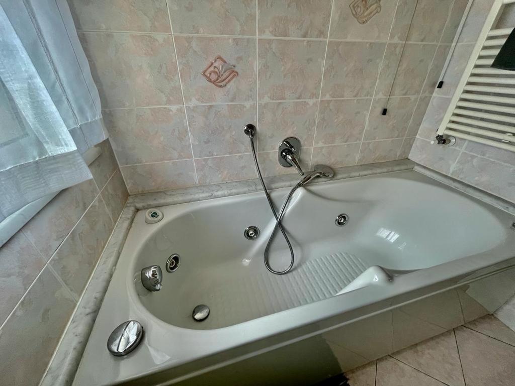 Villa Casa Conchiglia à Vado Ligure Extérieur photo